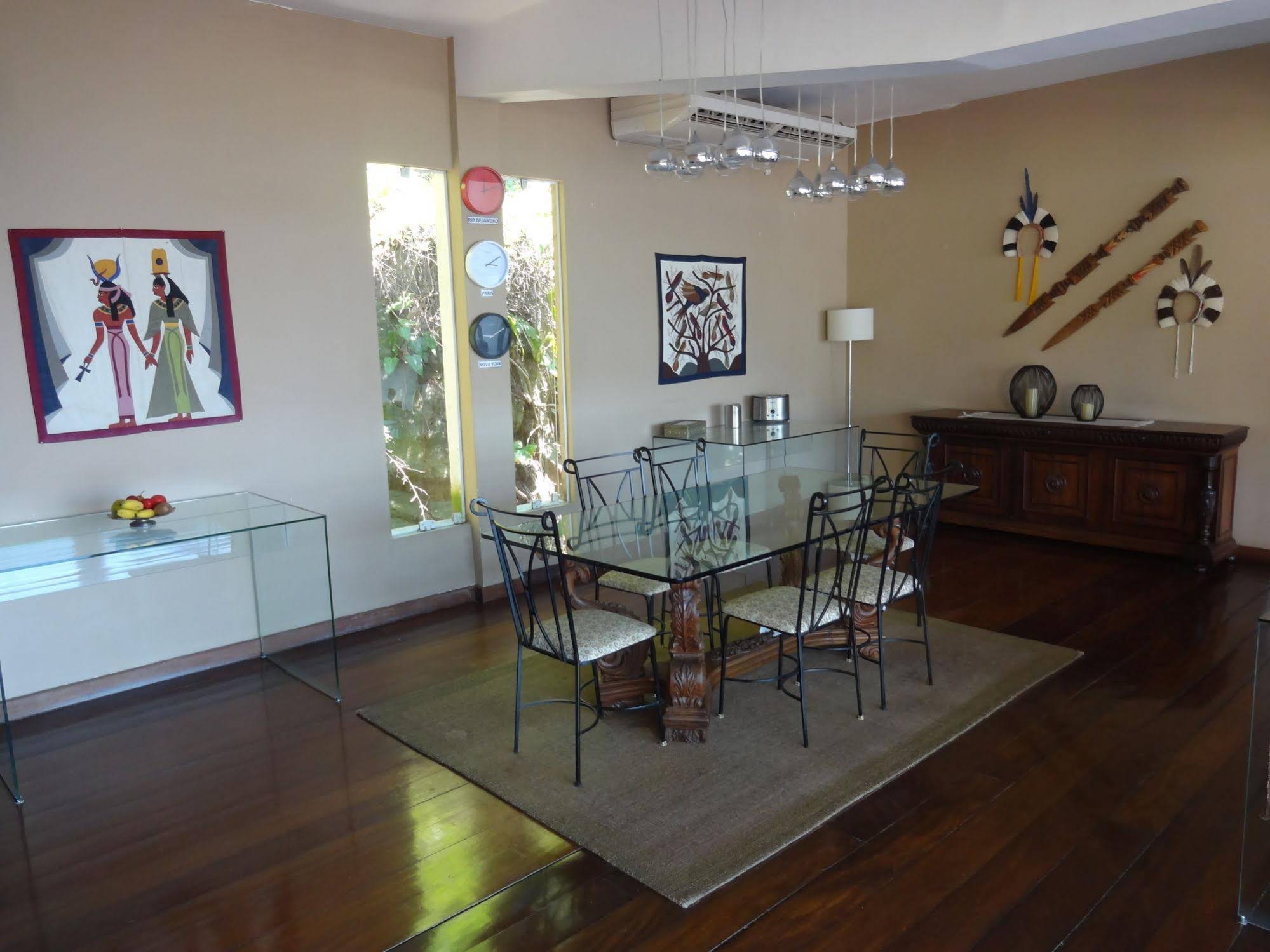 Altos de Santa Teresa Guest House