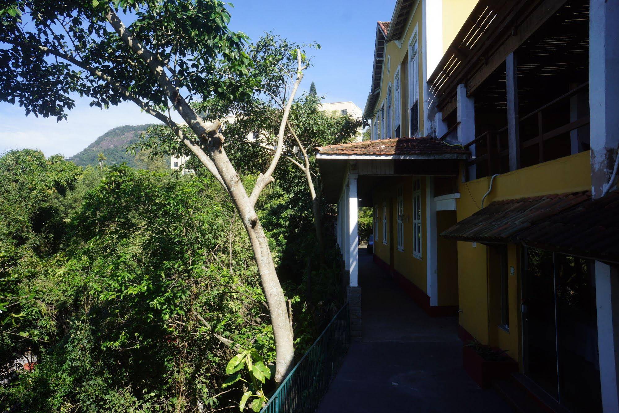 Altos de Santa Teresa Guest House