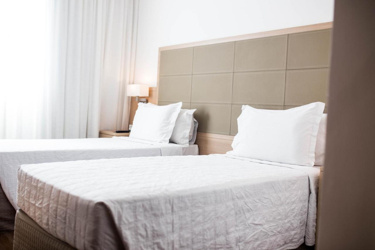Americas Barra Hotel