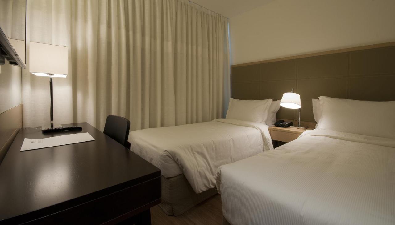 Americas Barra Hotel