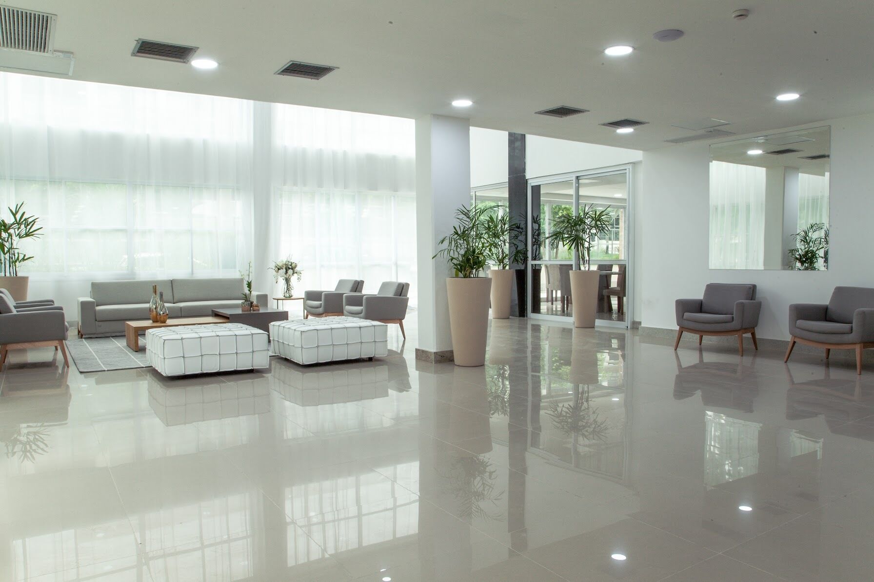 Americas Townhouse Hotel