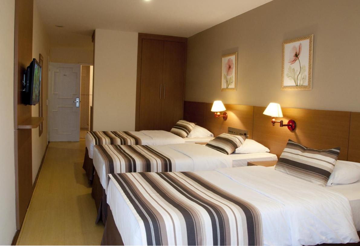 Augusto's Copacabana Hotel