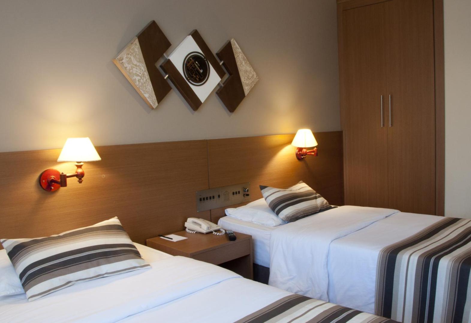 Augusto's Copacabana Hotel