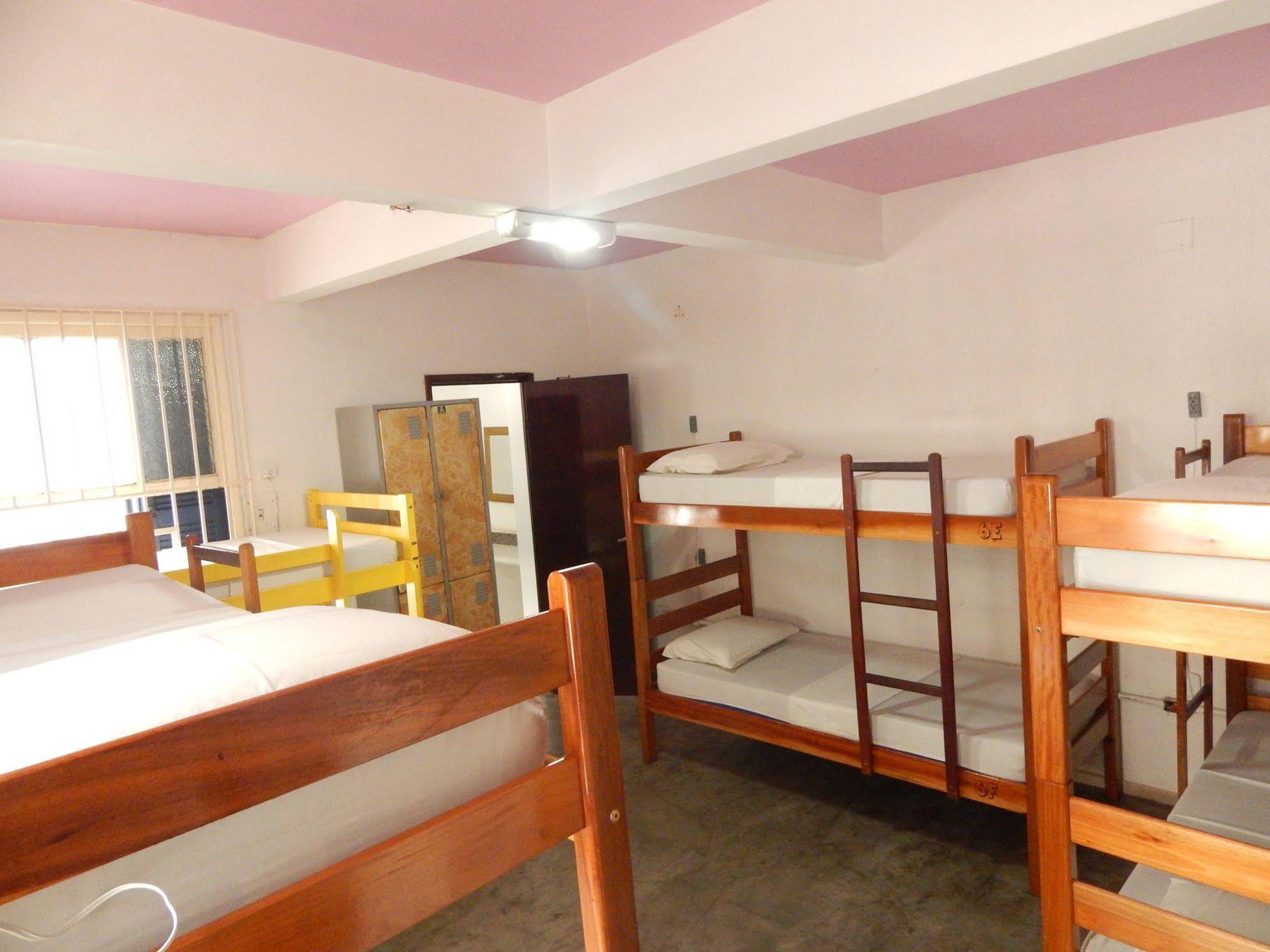 Cafofo Hostel - Albergue