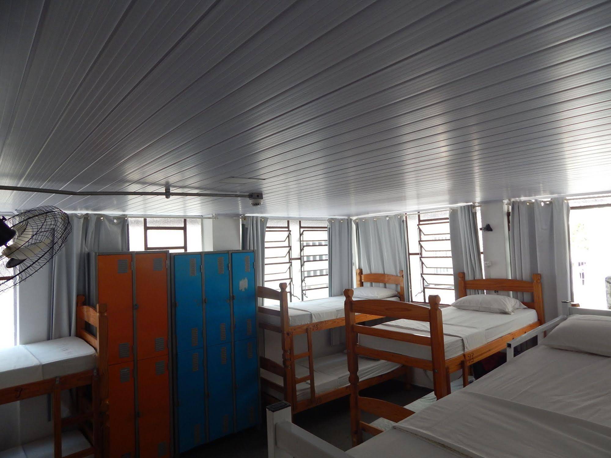 Cafofo Hostel - Albergue