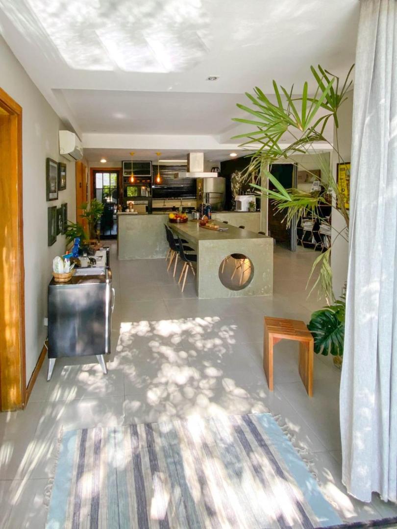 Casanova Residence