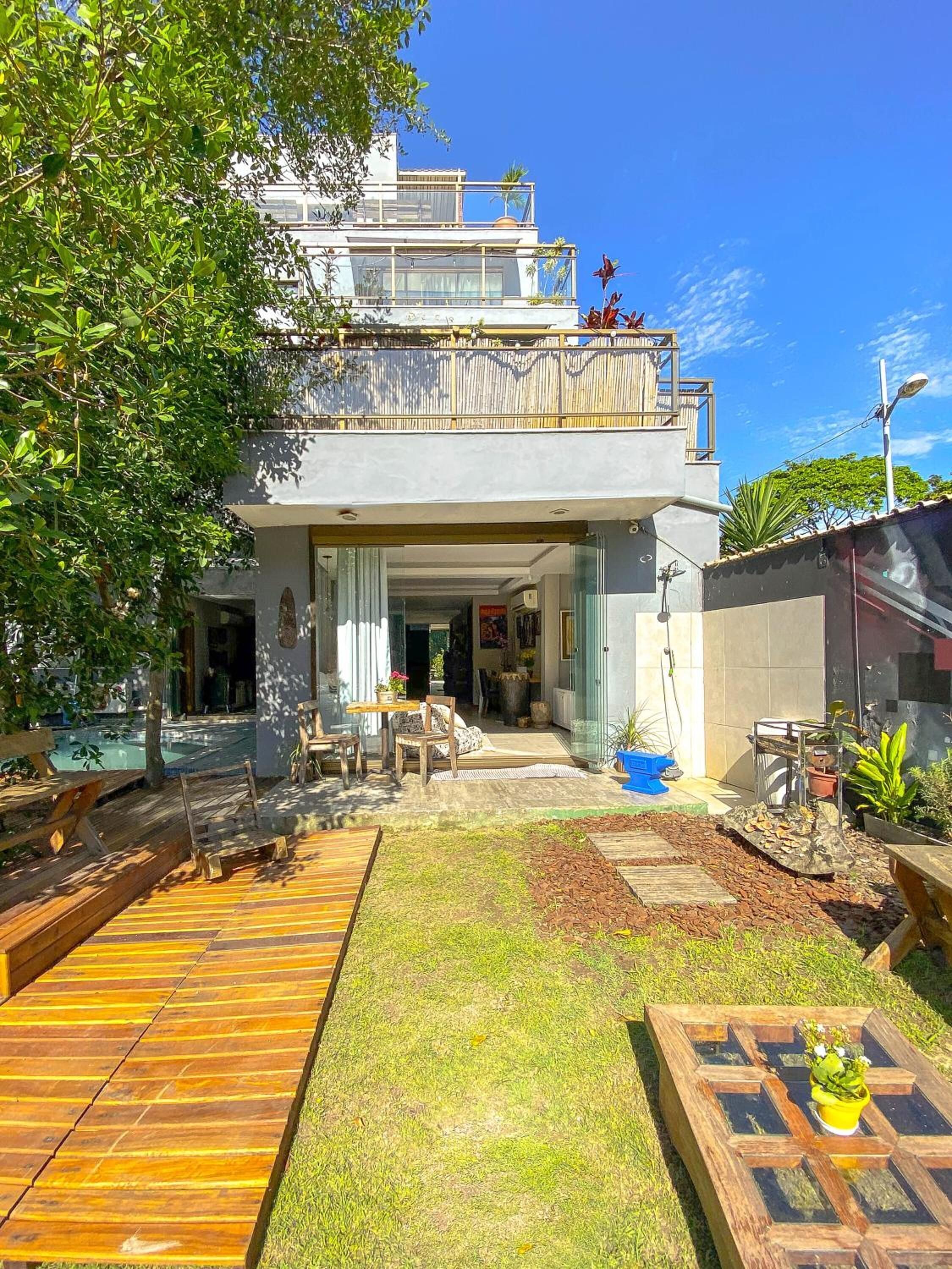 Casanova Residence