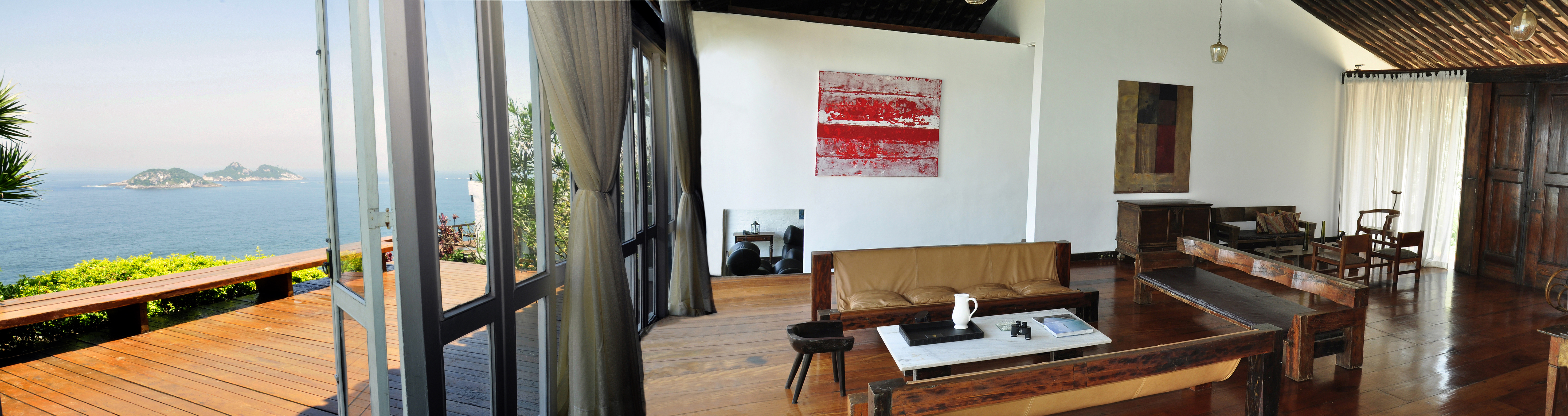 Cliffside Guest House & Experience