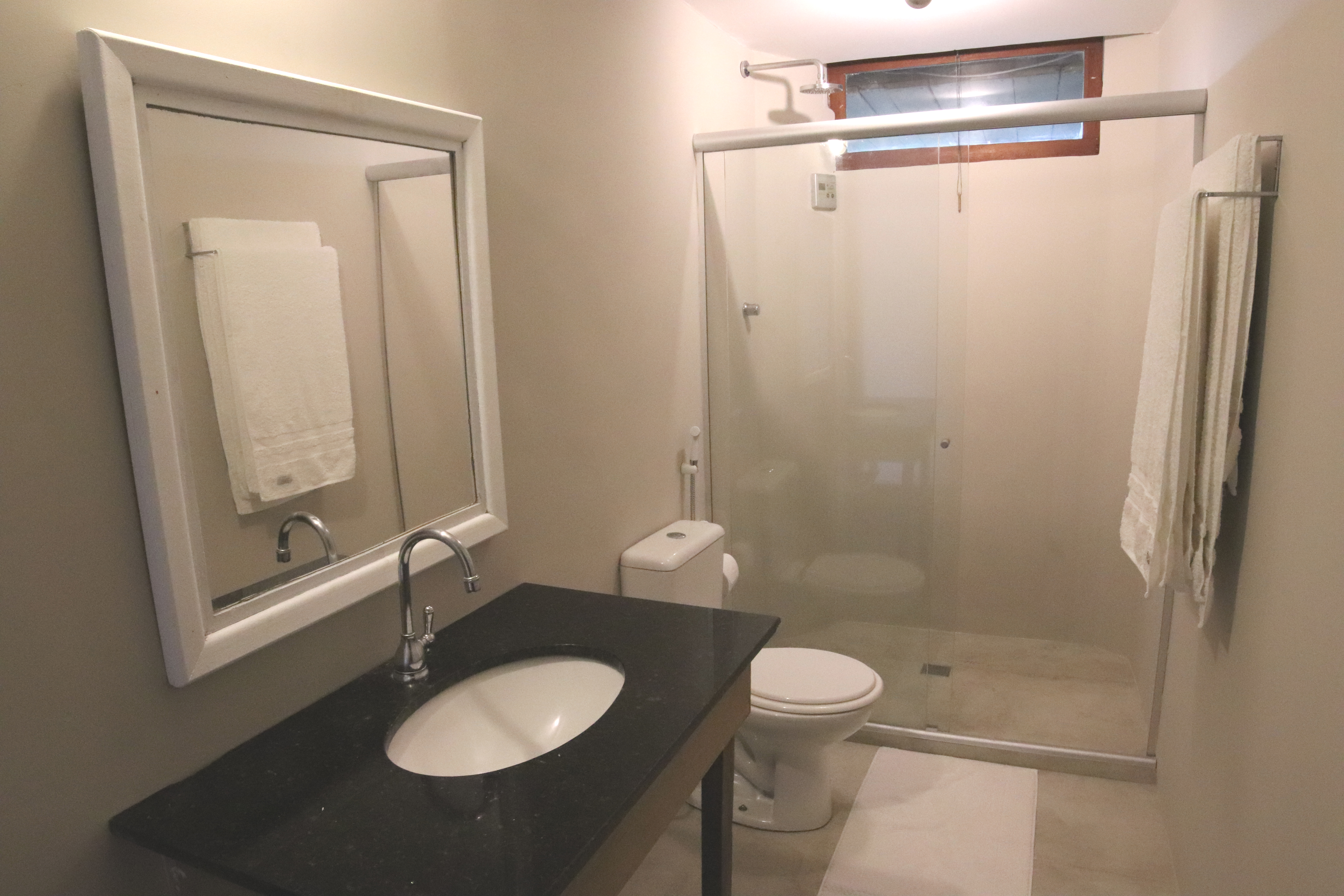 Cliffside Guest House & Experience