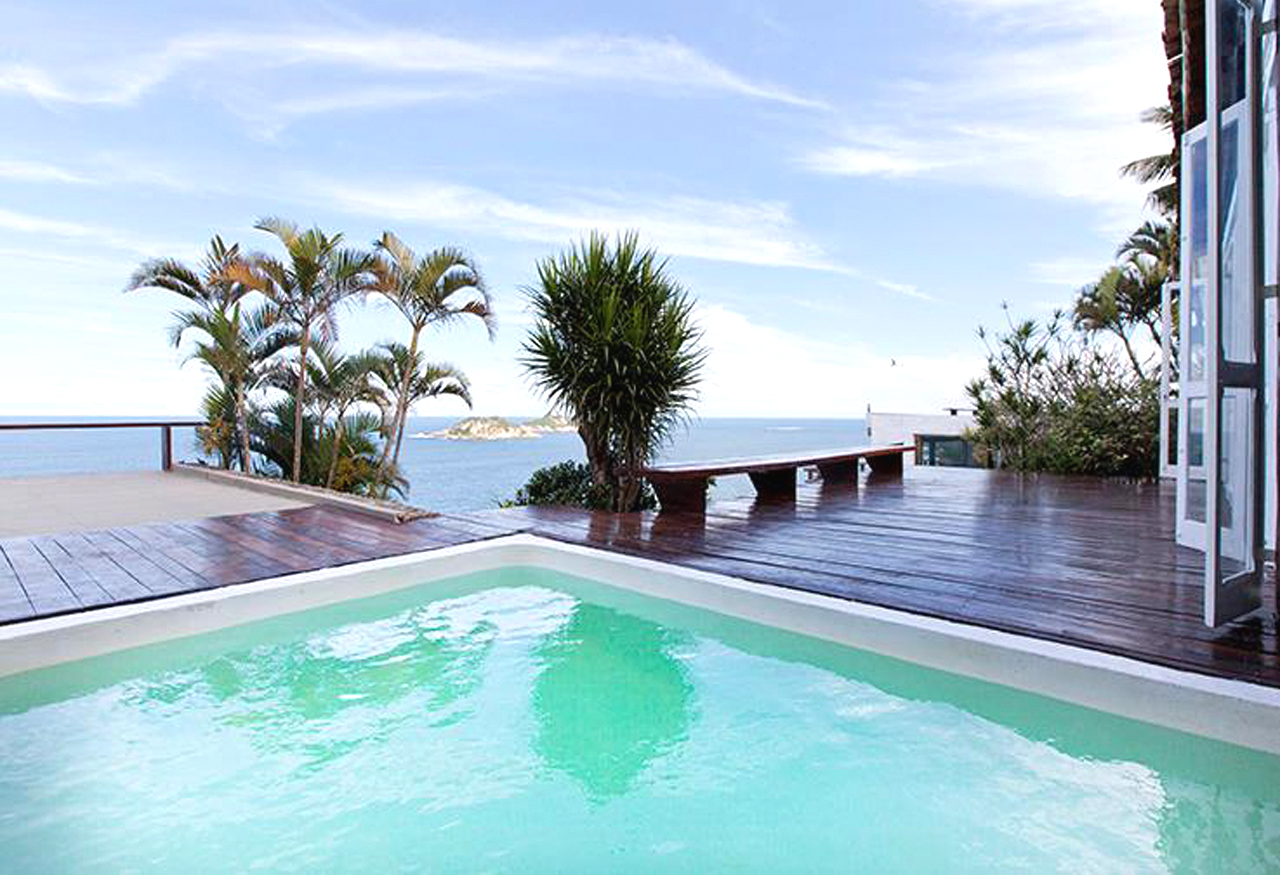 Cliffside Guest House & Experience