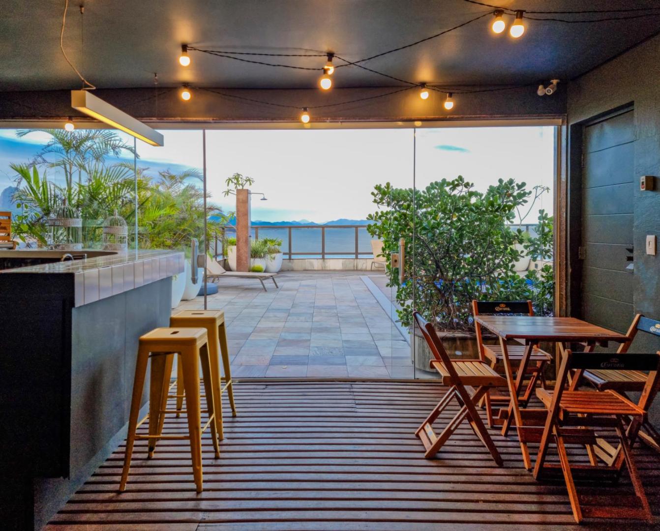 B&B HOTEL Rio de Janeiro Copacabana Posto 5