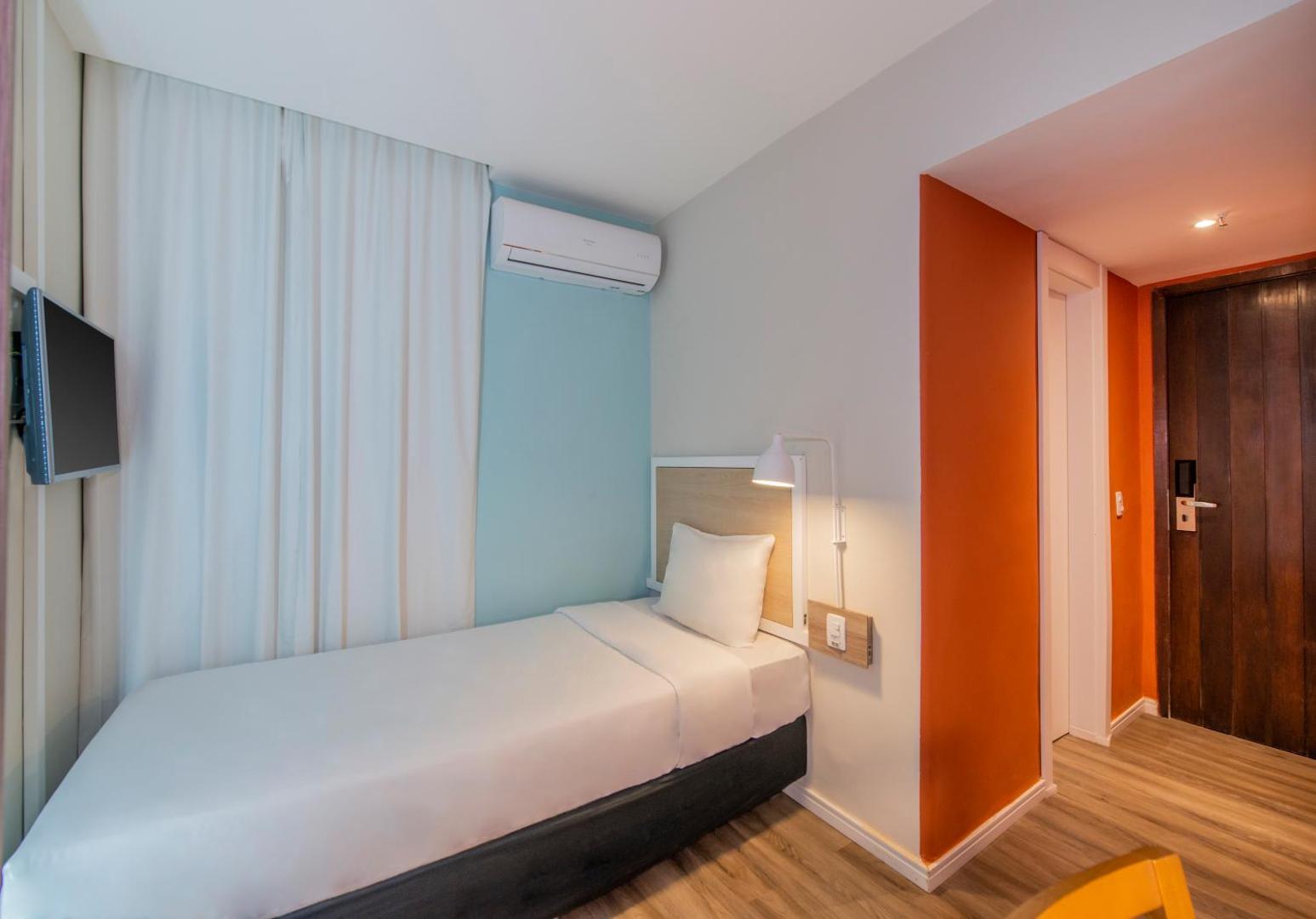B&B HOTEL Rio de Janeiro Copacabana Posto 5
