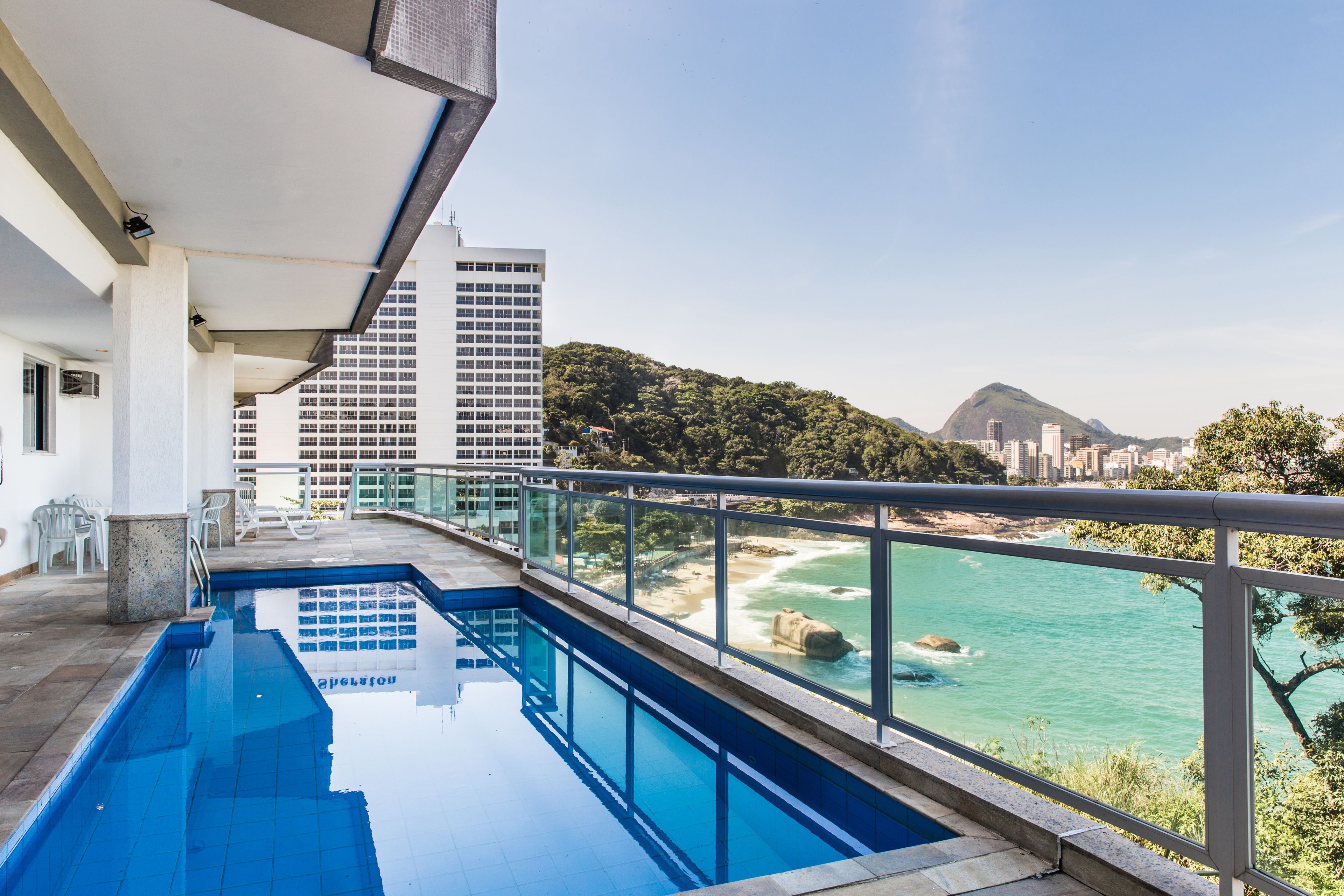 Costa Azul by Omar do Rio