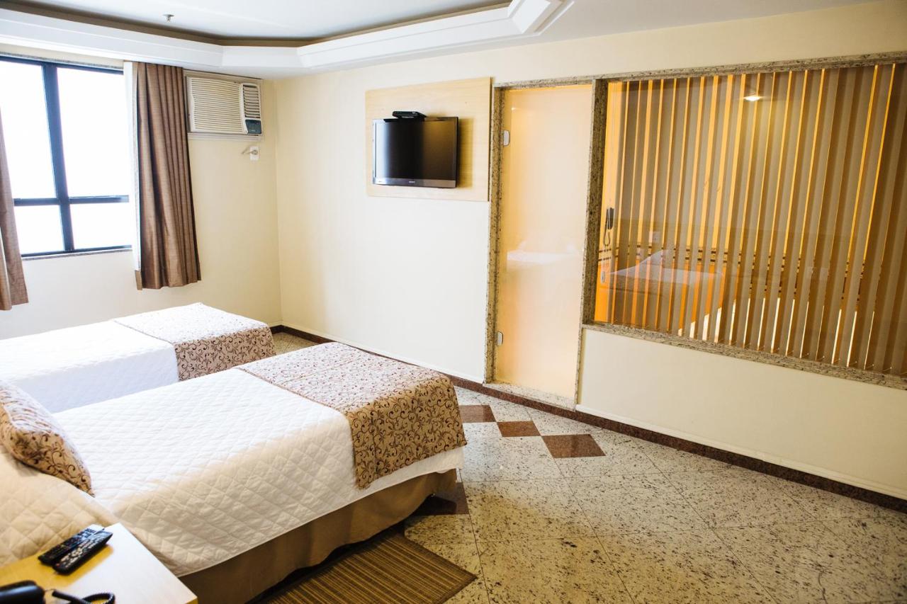 Elegance Praia Hotel