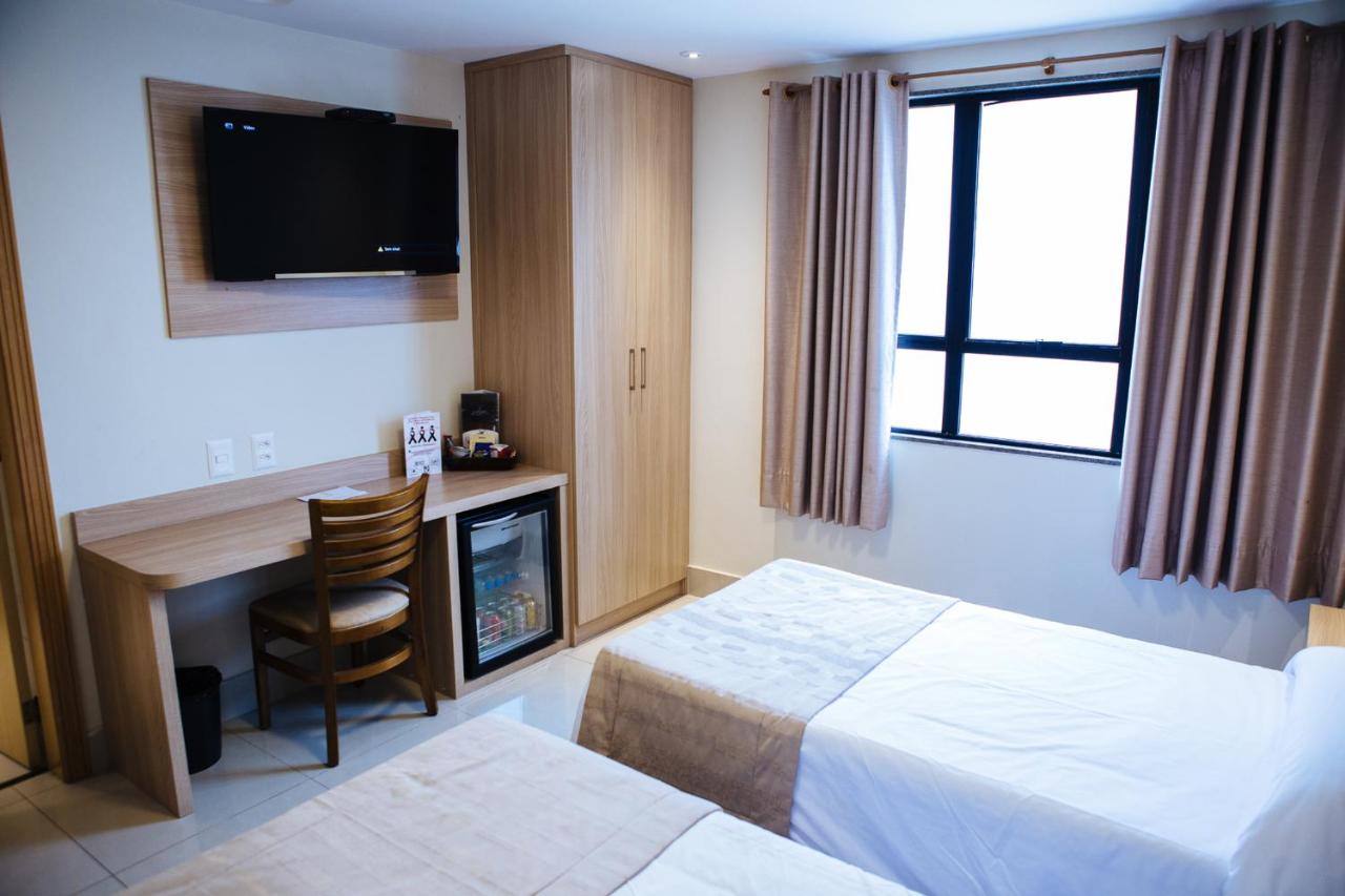 Elegance Praia Hotel
