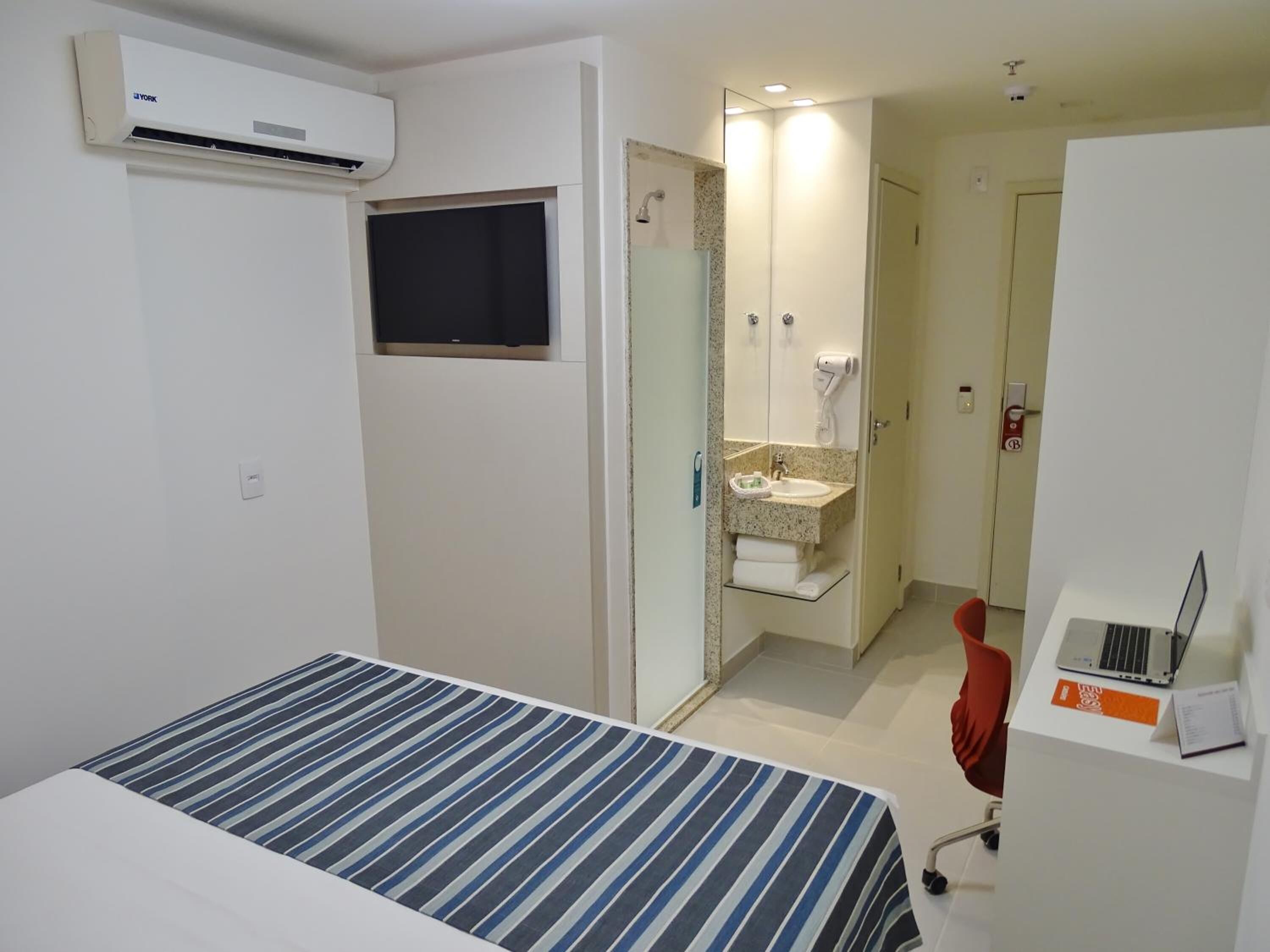 Rede Andrade Lapa Hotel