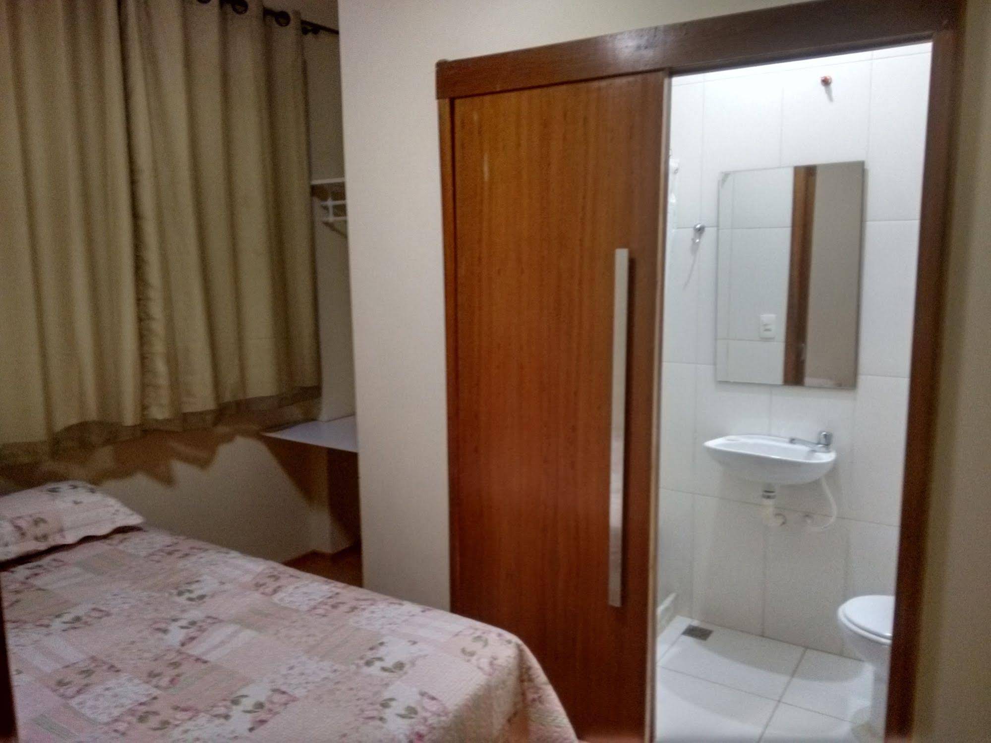 Hostel Pousada Solar Montserrat