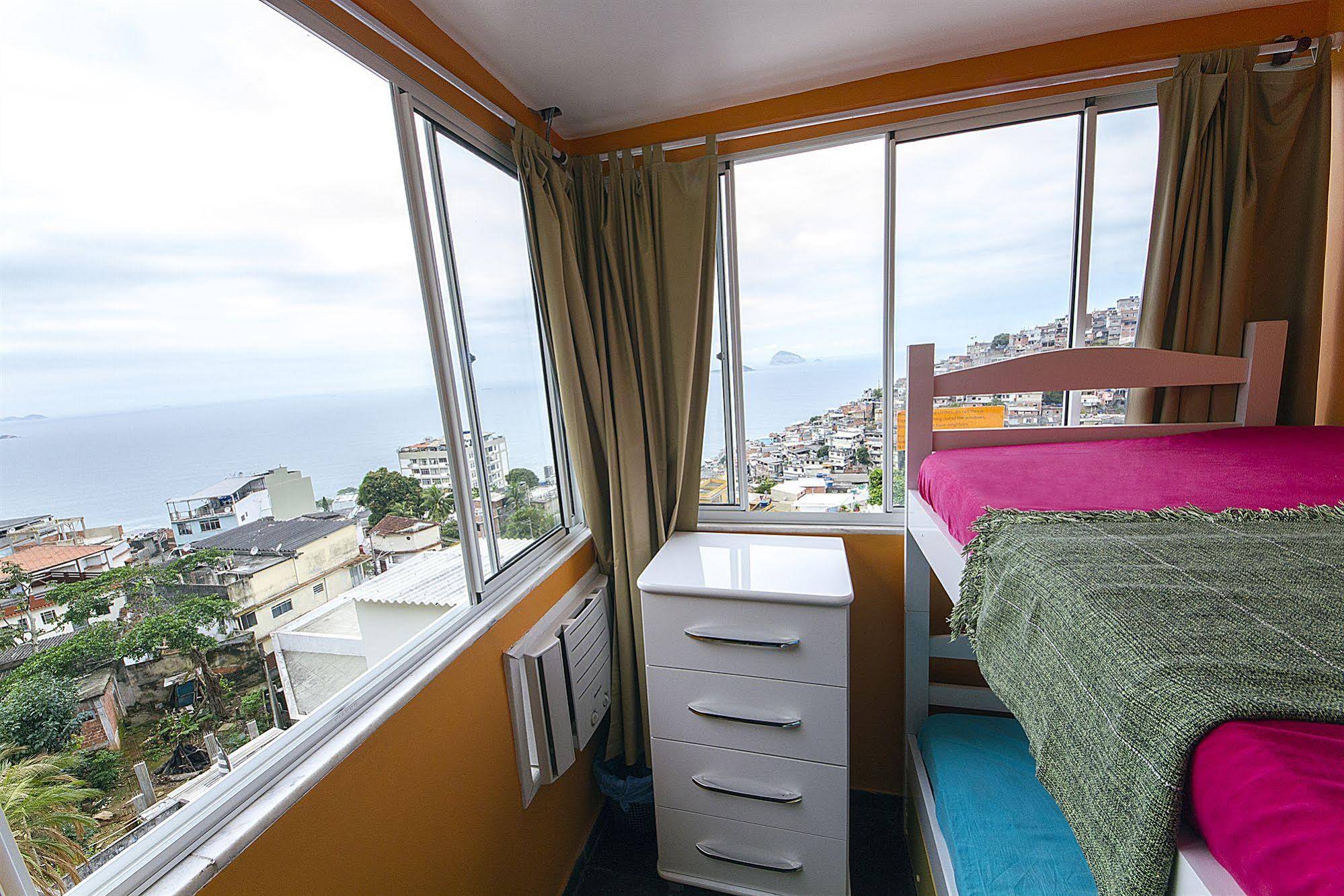Hostel Vidigal House