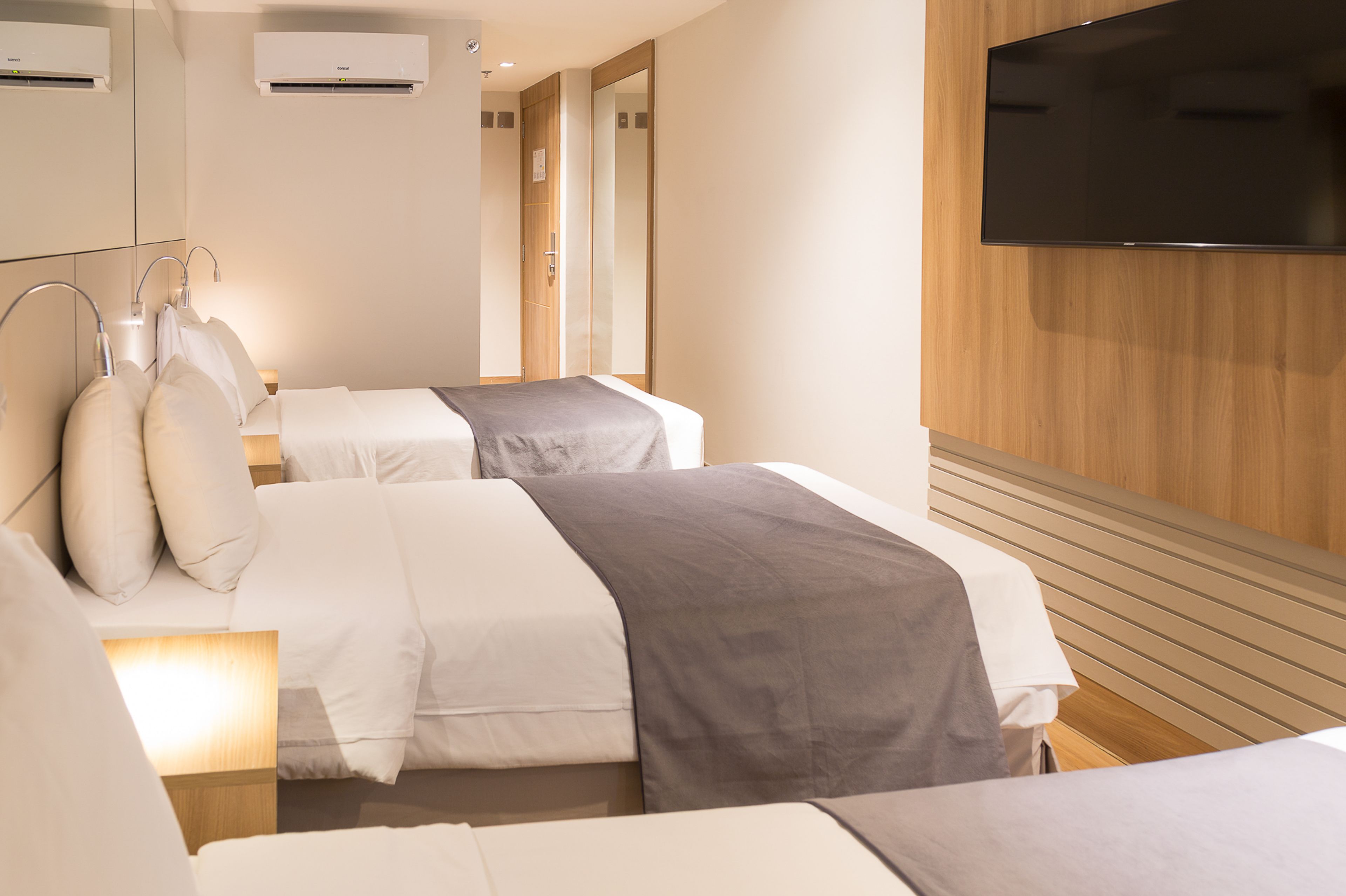 Hotel Atlantico Travel Copacabana