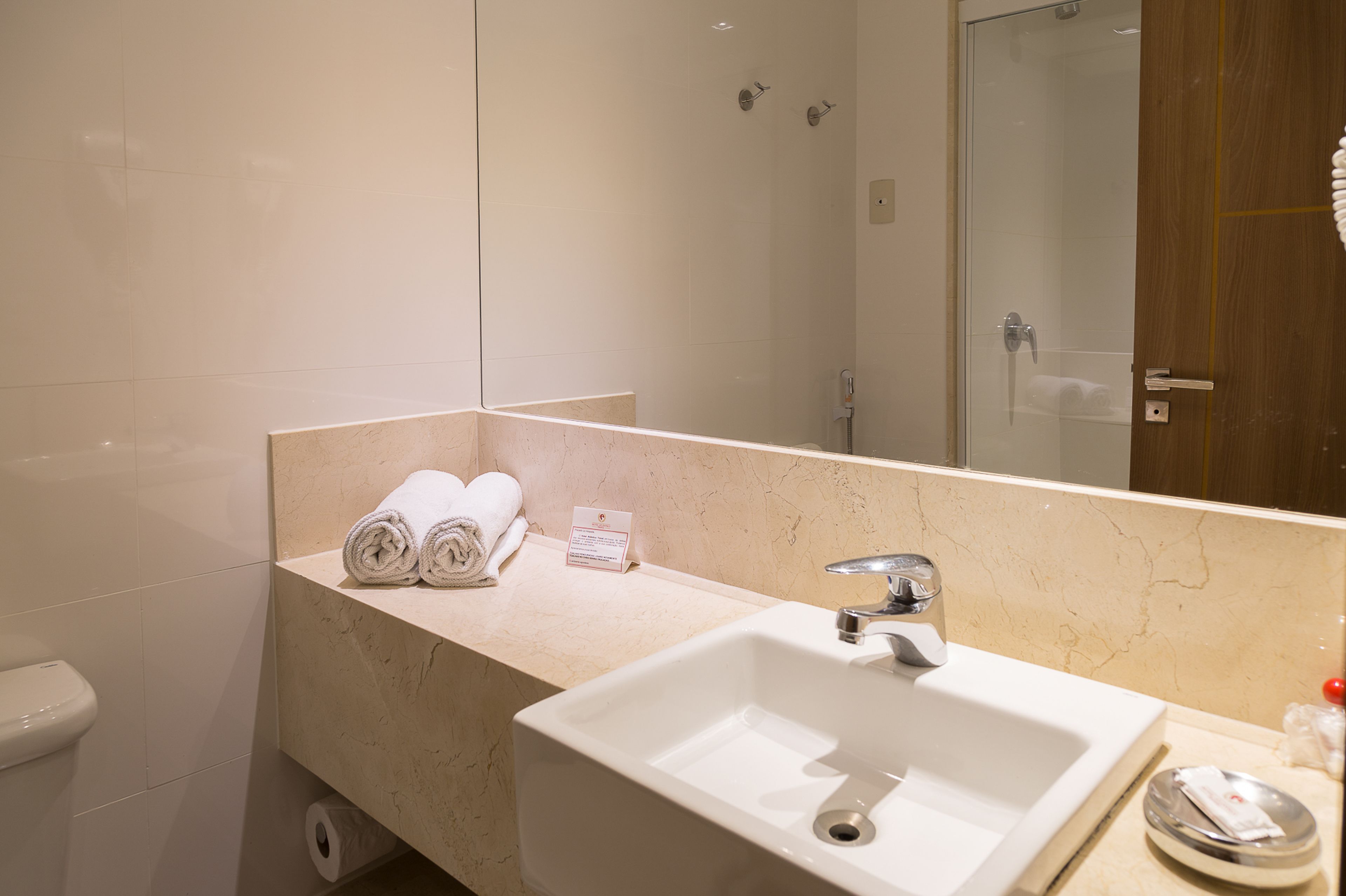 Hotel Atlantico Travel Copacabana