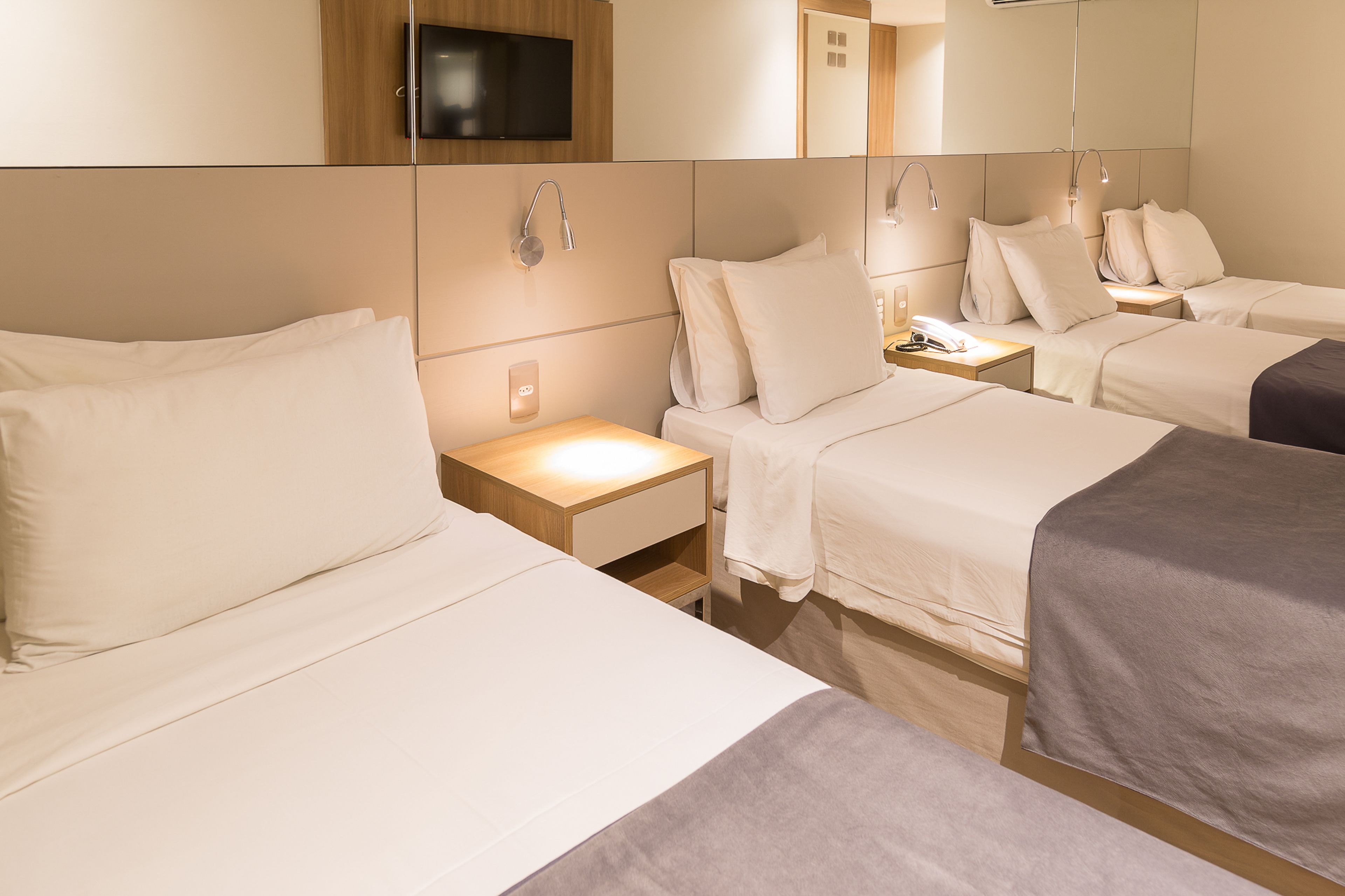 Hotel Atlantico Travel Copacabana