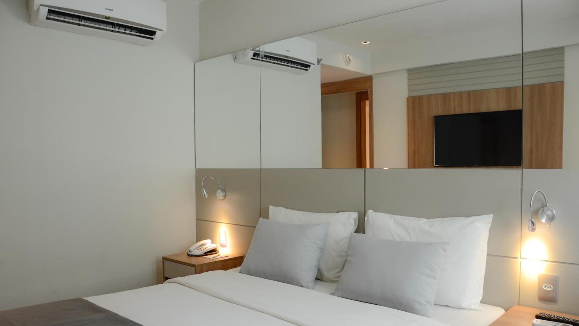 Hotel Atlantico Travel Copacabana