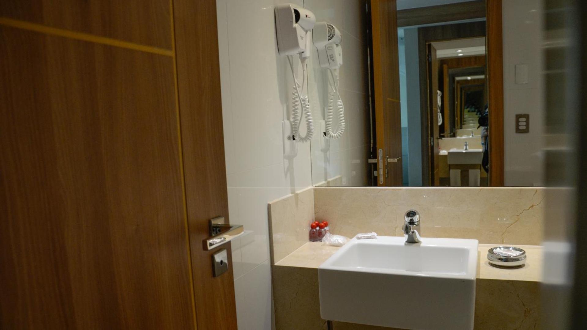 Hotel Atlantico Travel Copacabana