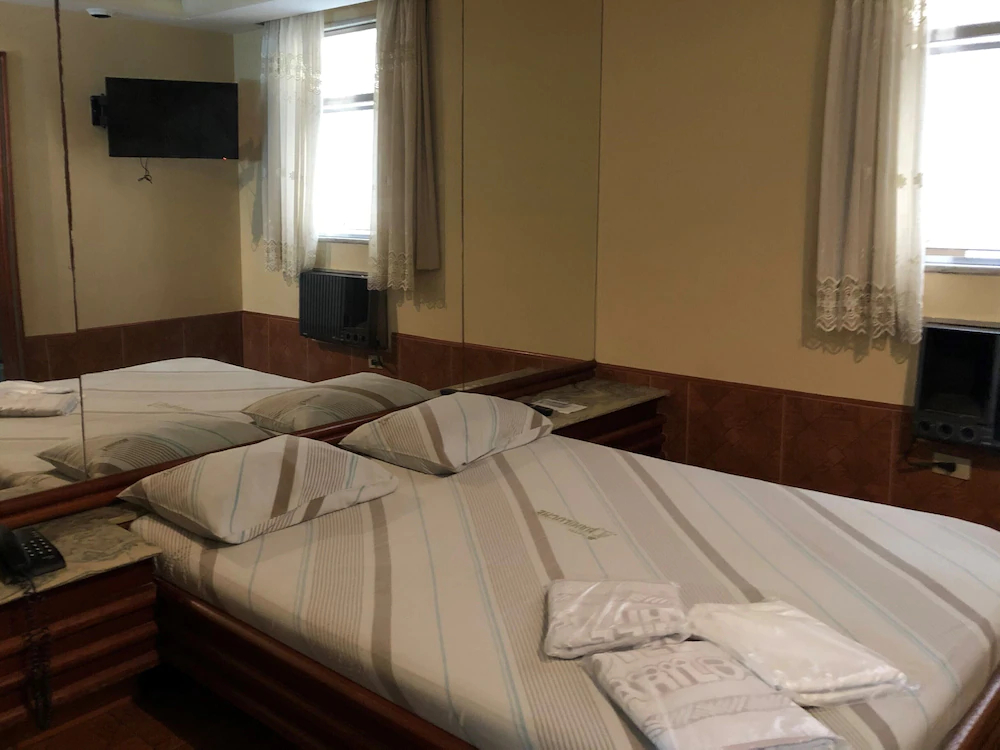 Hotel Bariloche by OYO Rooms