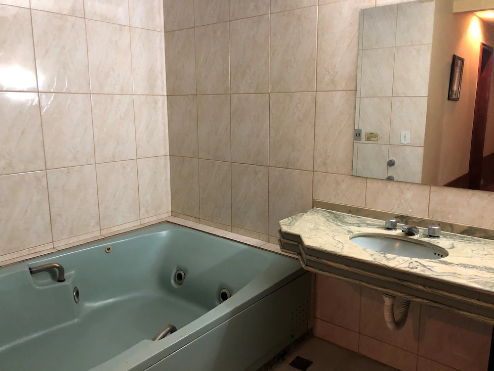 Hotel Bariloche by OYO Rooms