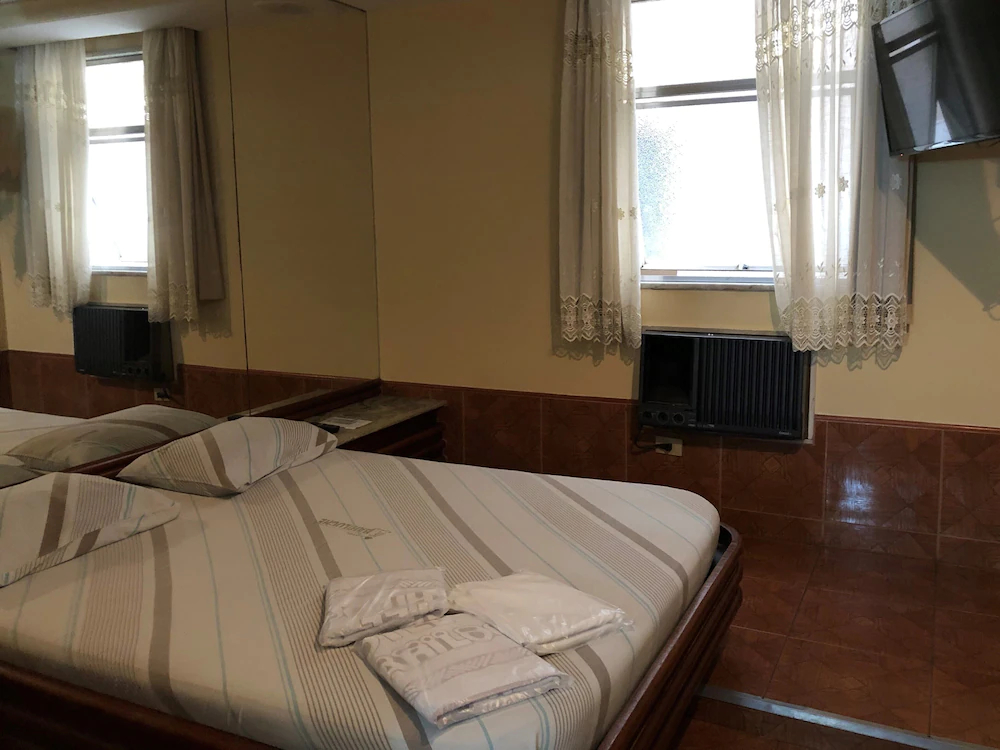Hotel Bariloche by OYO Rooms