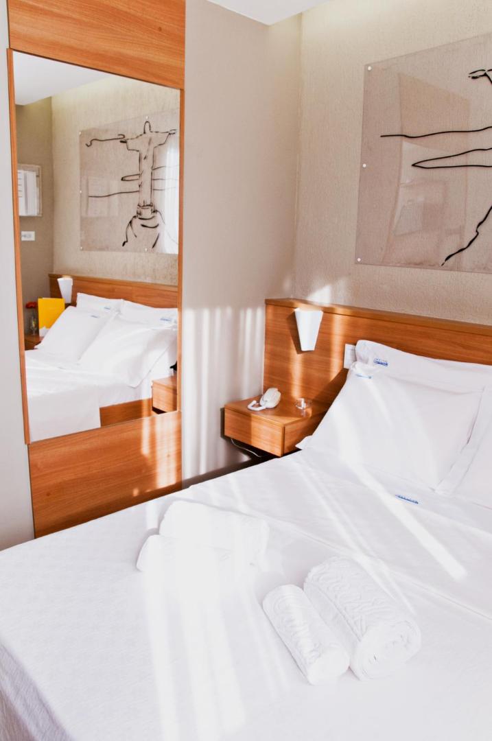 Hotel Caracas Rio