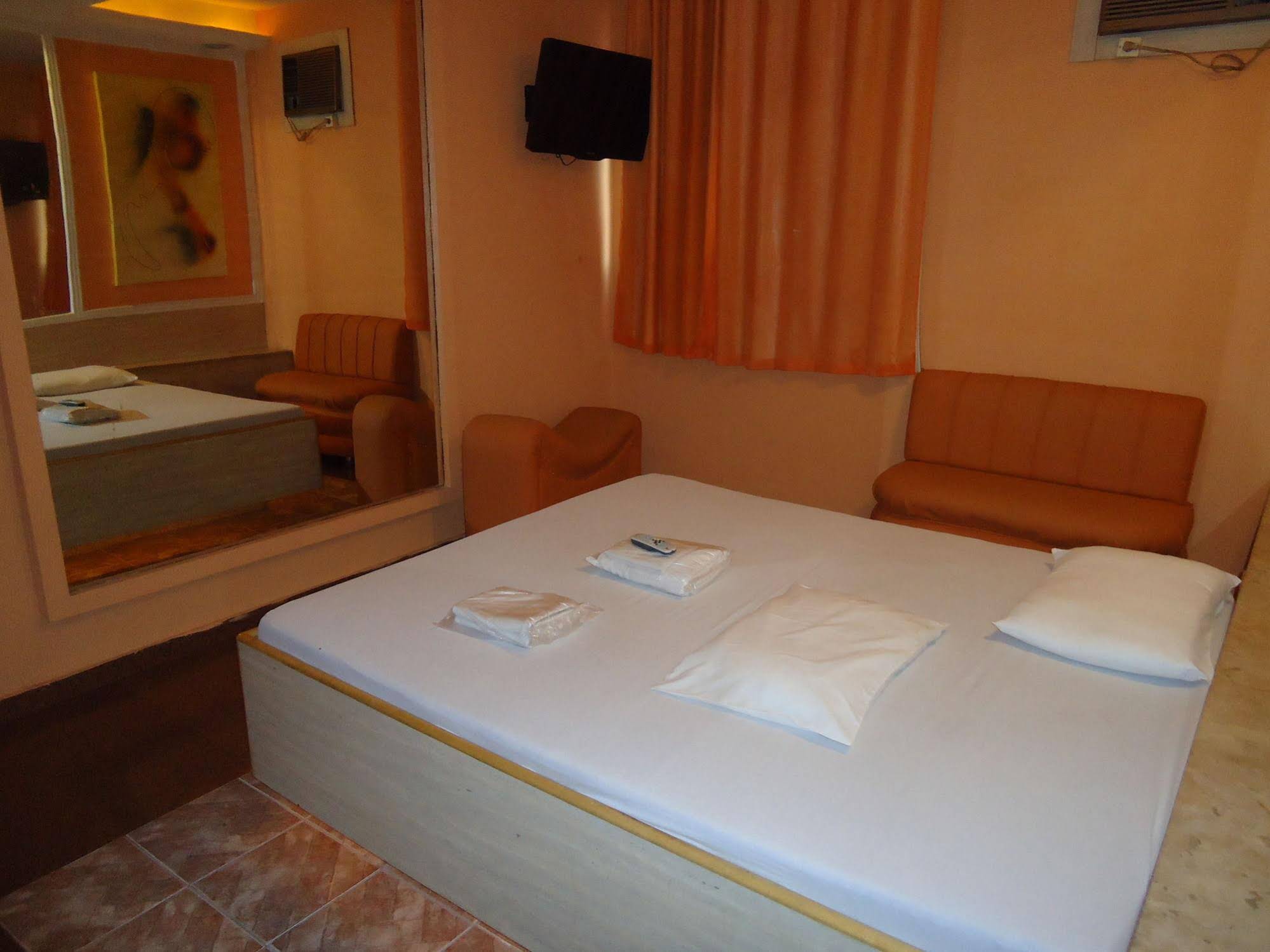 Hotel Emoções - Adults Only