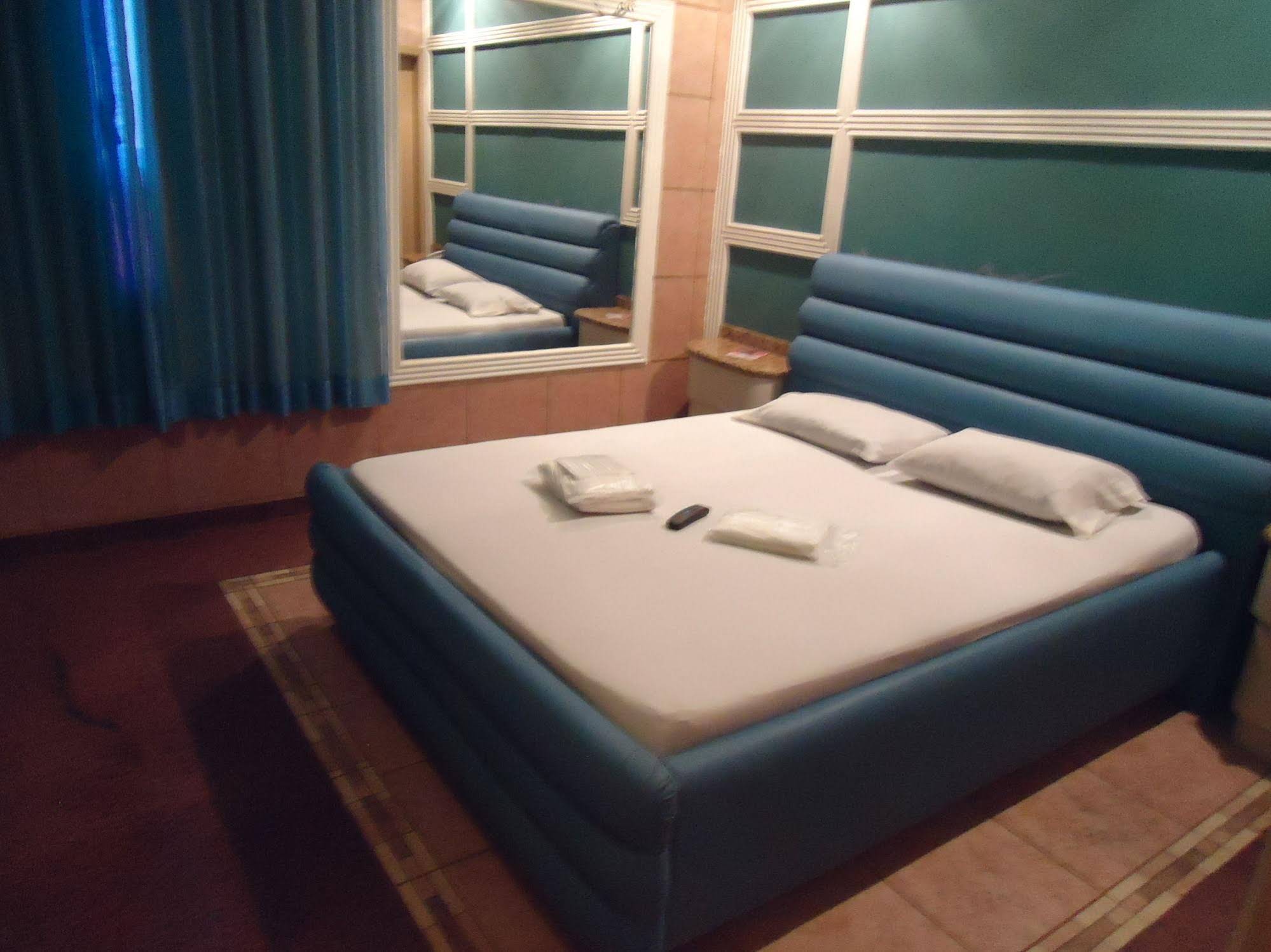 Hotel Emoções - Adults Only