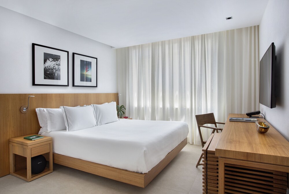 Janeiro Hotel