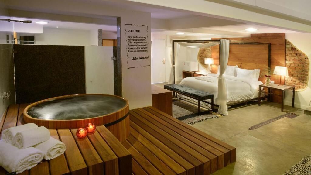 Le Chateau Lapa