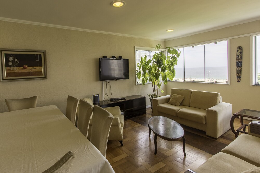 LineRio Copacabana Family Residence 350