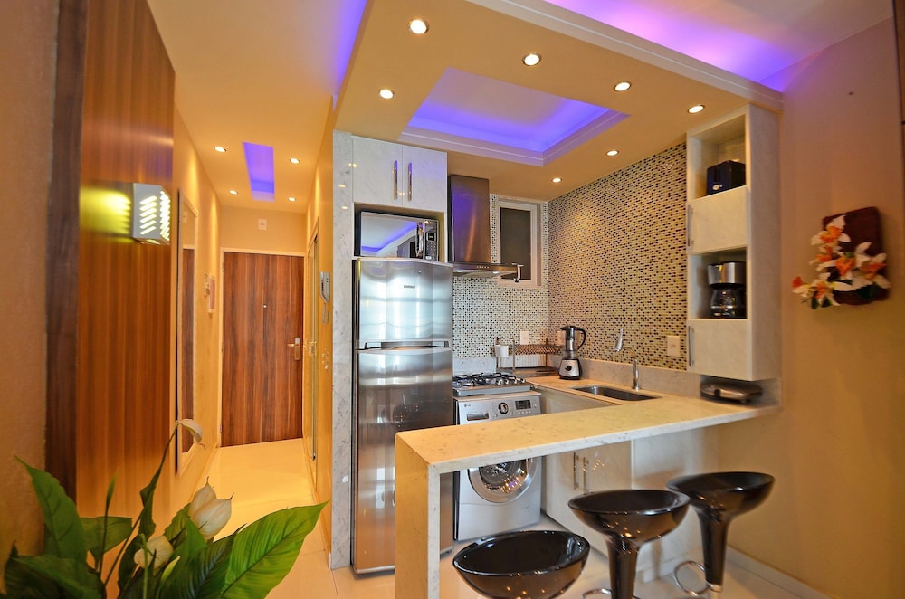 Miami Center by Rio Rentals