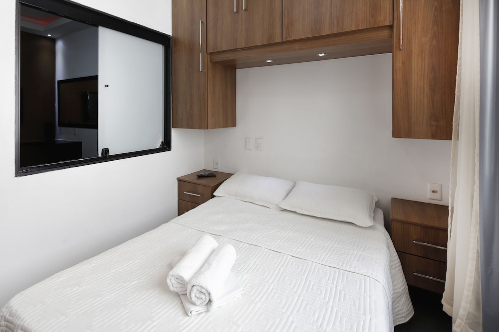 Miami Center by Rio Rentals