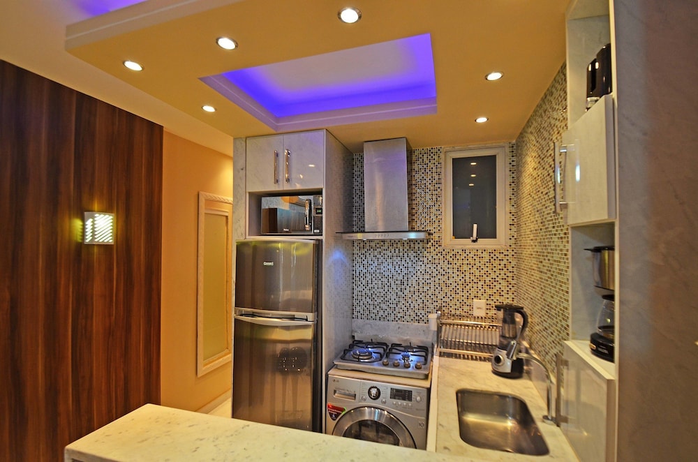Miami Center by Rio Rentals