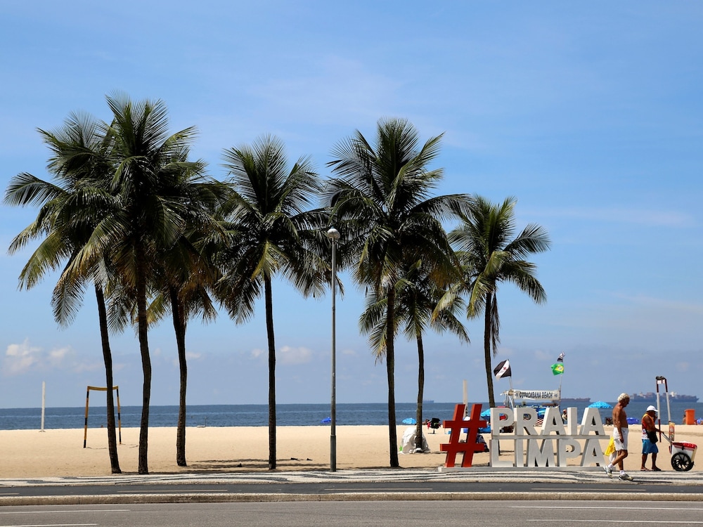 Miami Center by Rio Rentals