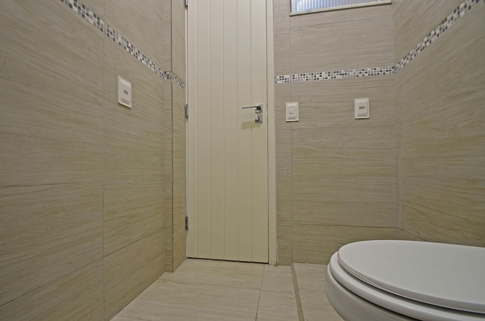 Miami Center by Rio Rentals