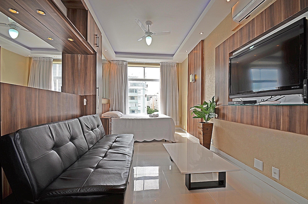 Miami Center by Rio Rentals