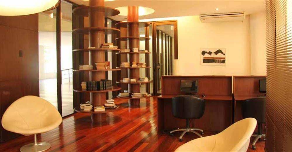 Next Condominio by MC Flats