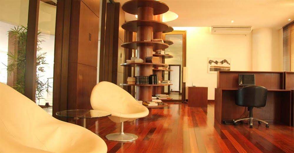 Next Condominio by MC Flats