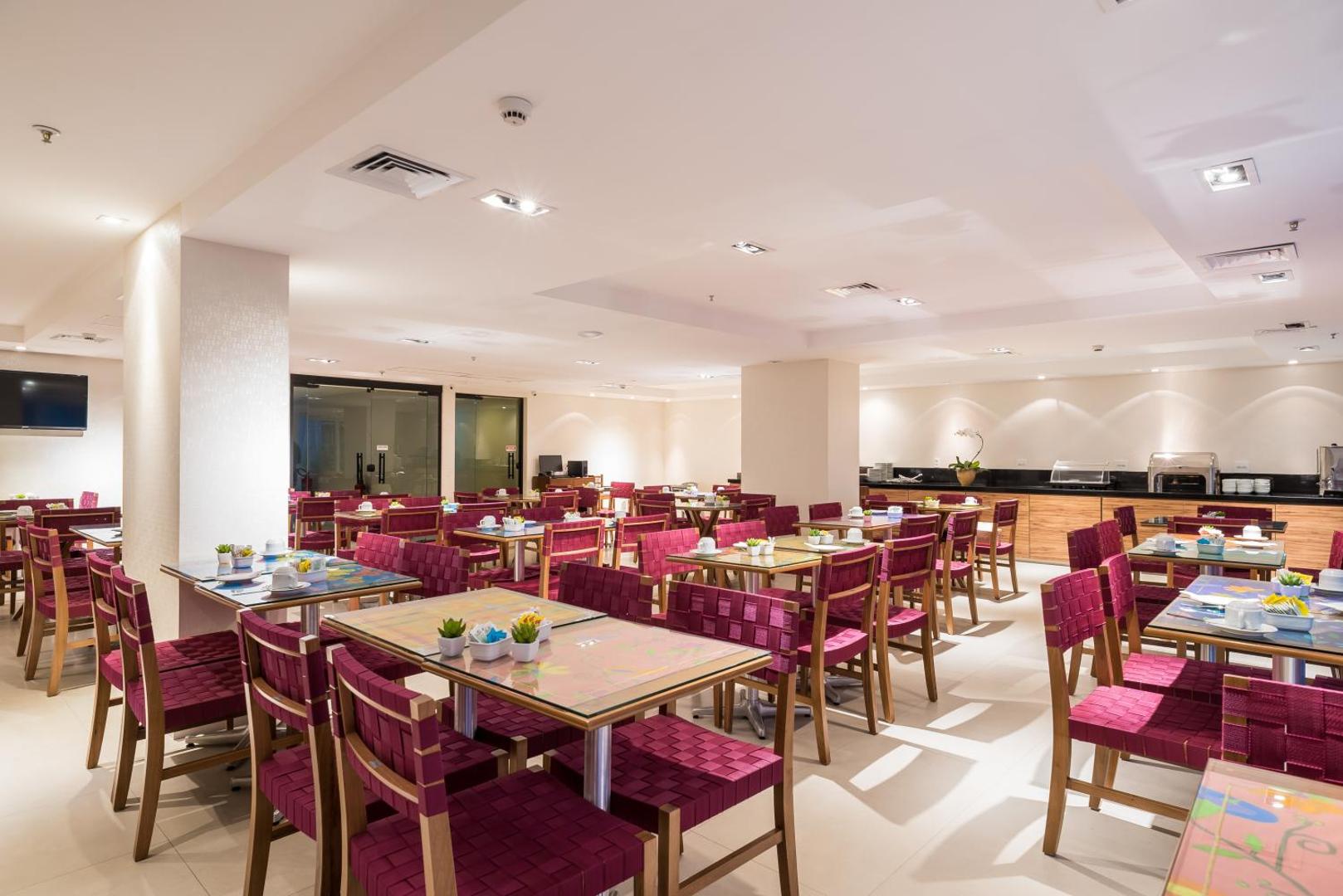 Royalty Rio Hotel