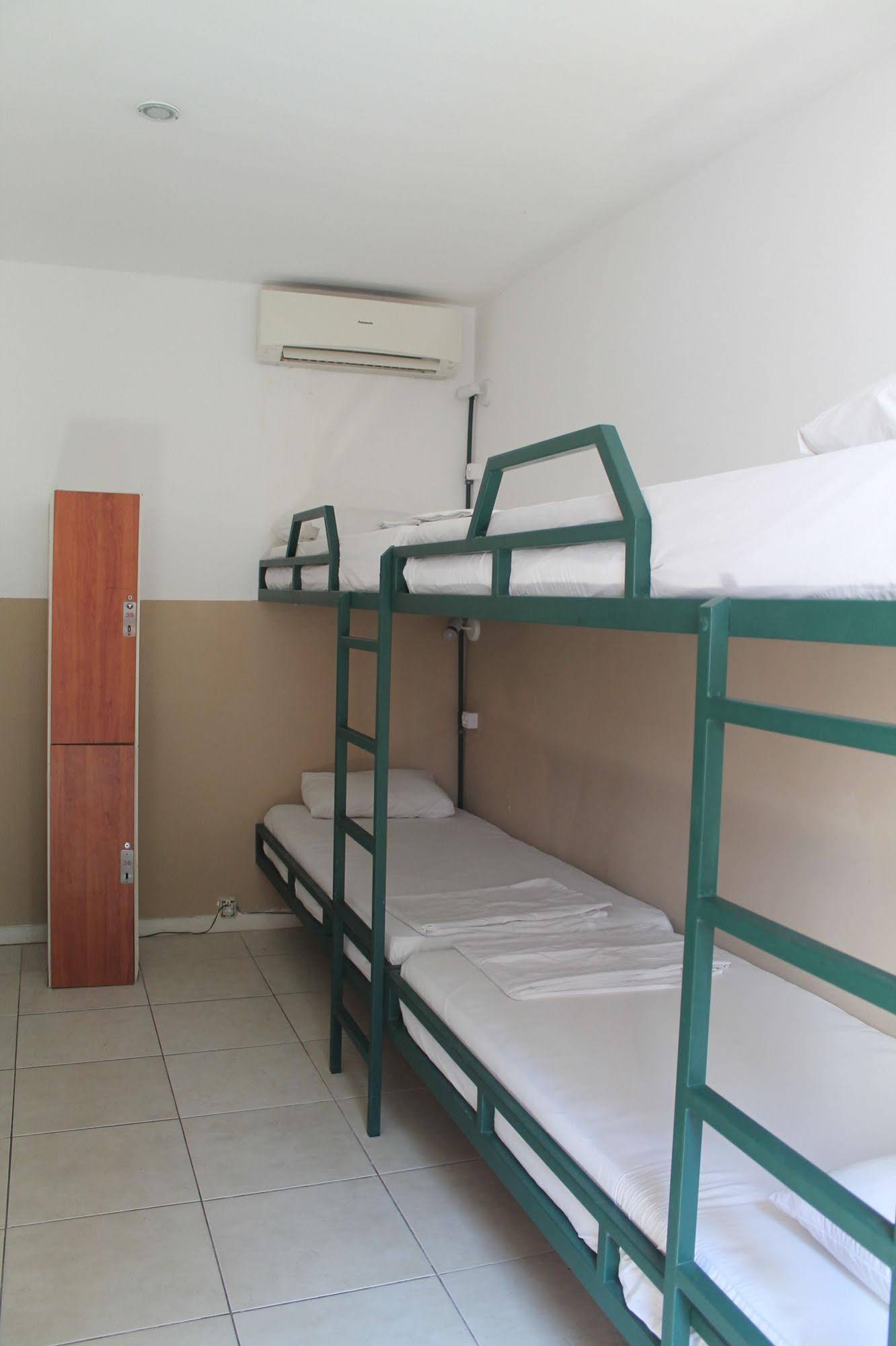Samba Palace Hostel