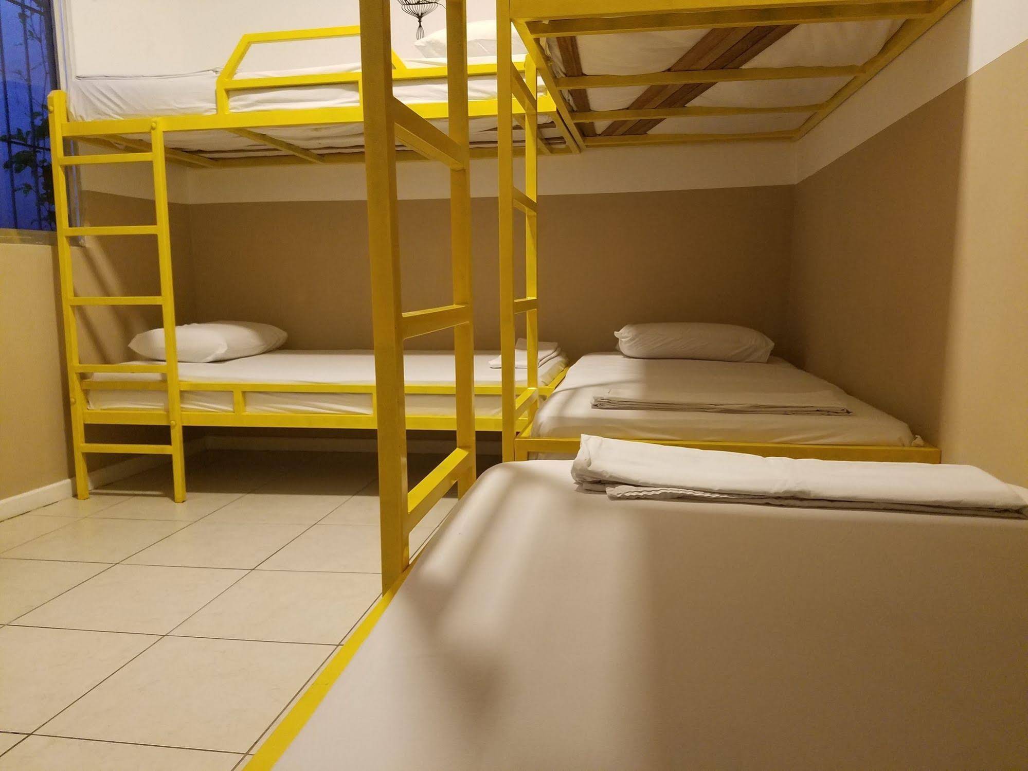 Samba Palace Hostel
