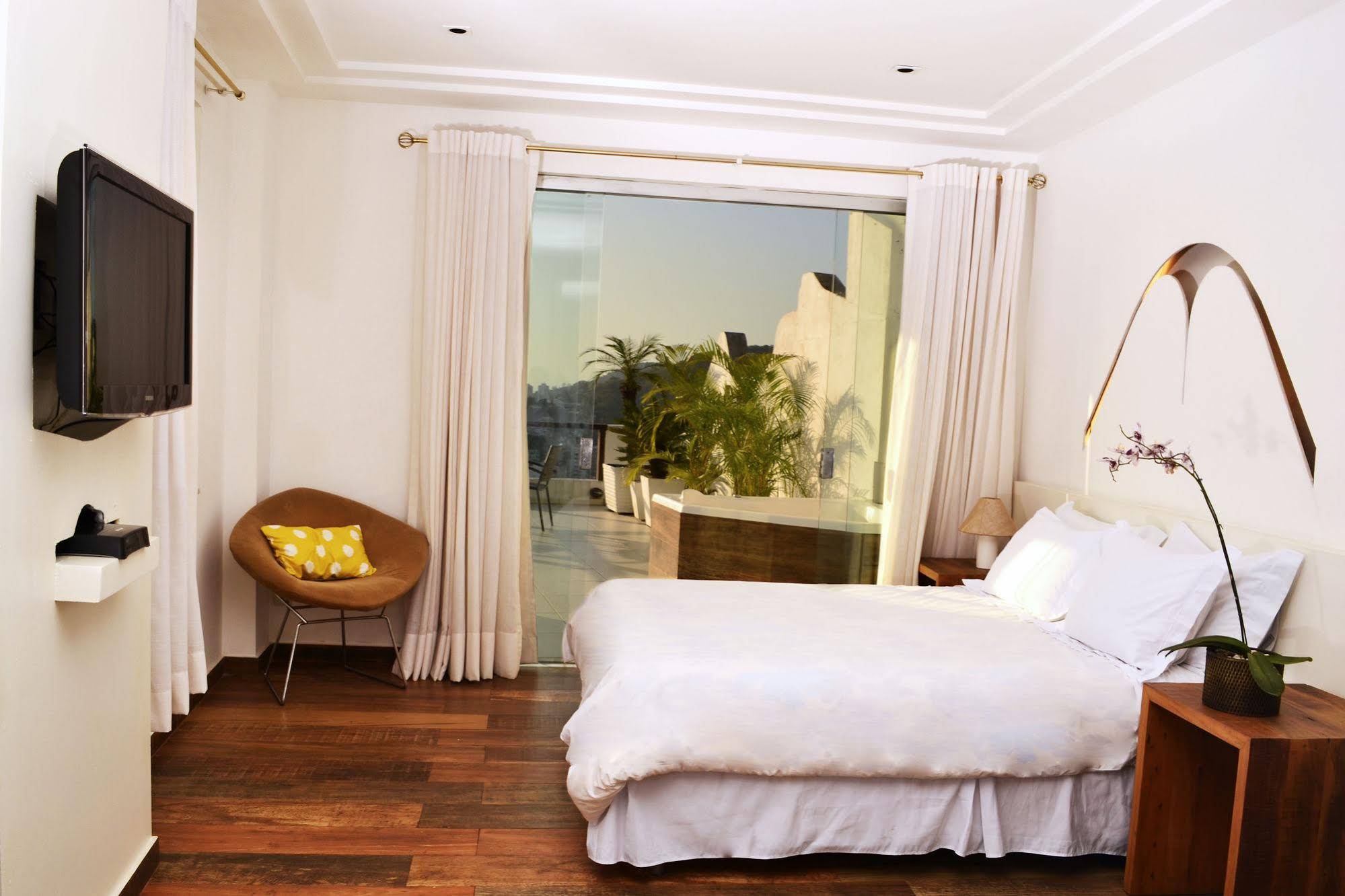 The Villa Hotel