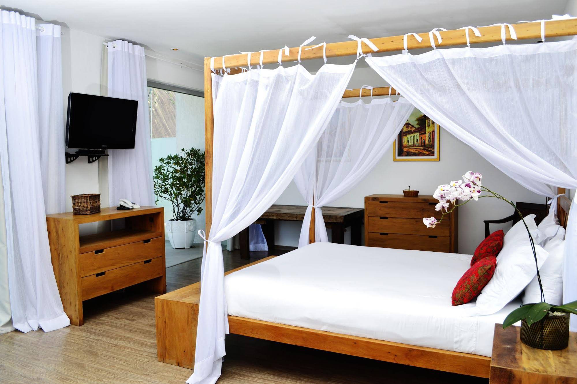 The Villa Hotel