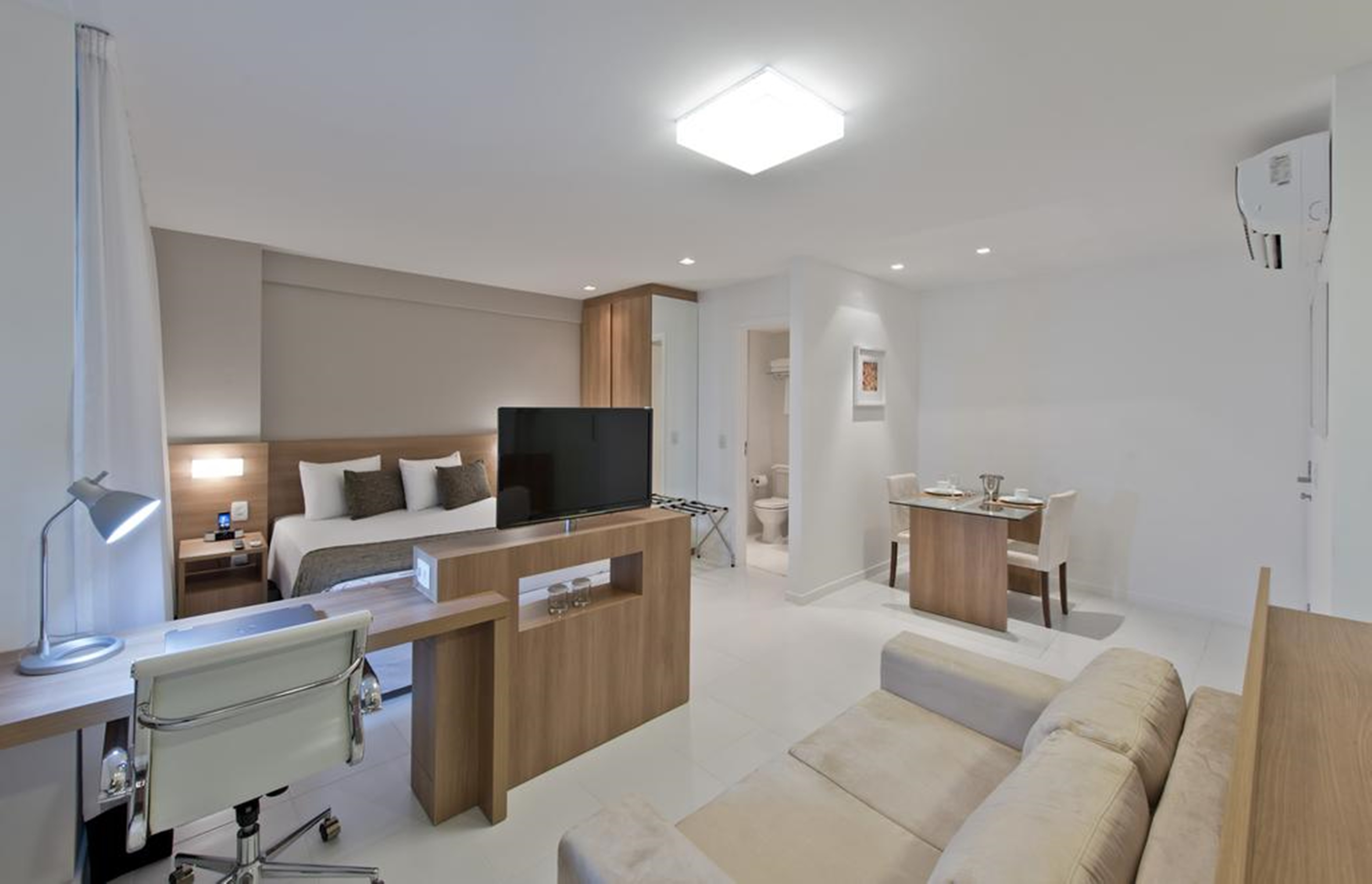 Verano Stay by eSuites